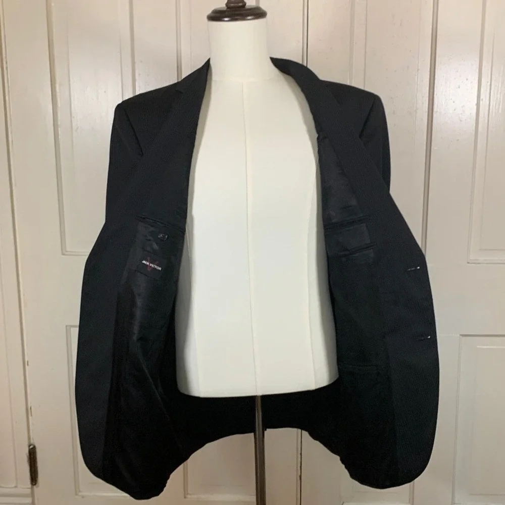 Jack Victor Valentino Mens 46R 40W Black Pinstripe Wool 2 Piece Suit Canada